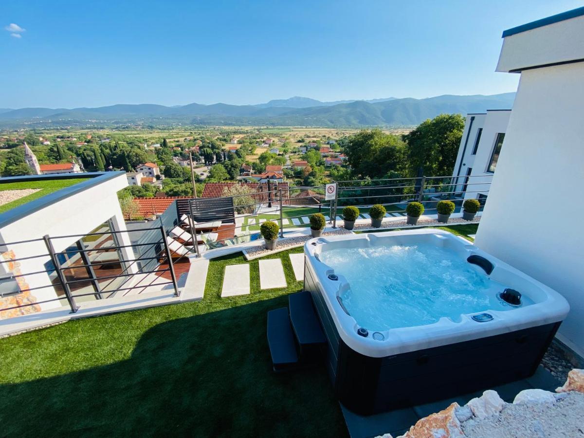 Villa Magic Look Donji Prolozac Exterior photo